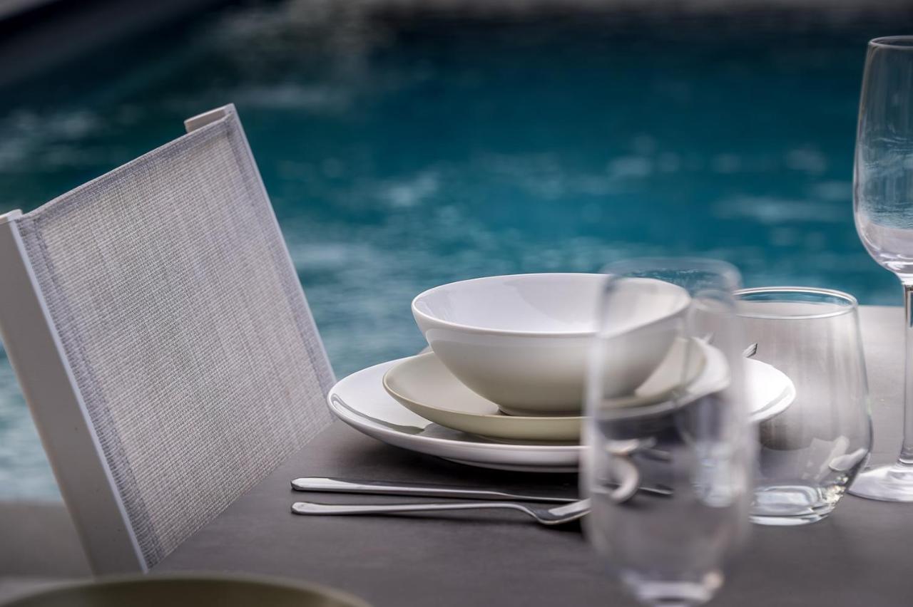 Chez Sabine Et Eric Maison Pour 6 Personnes Avec Piscine Chauffee Andenne Ngoại thất bức ảnh