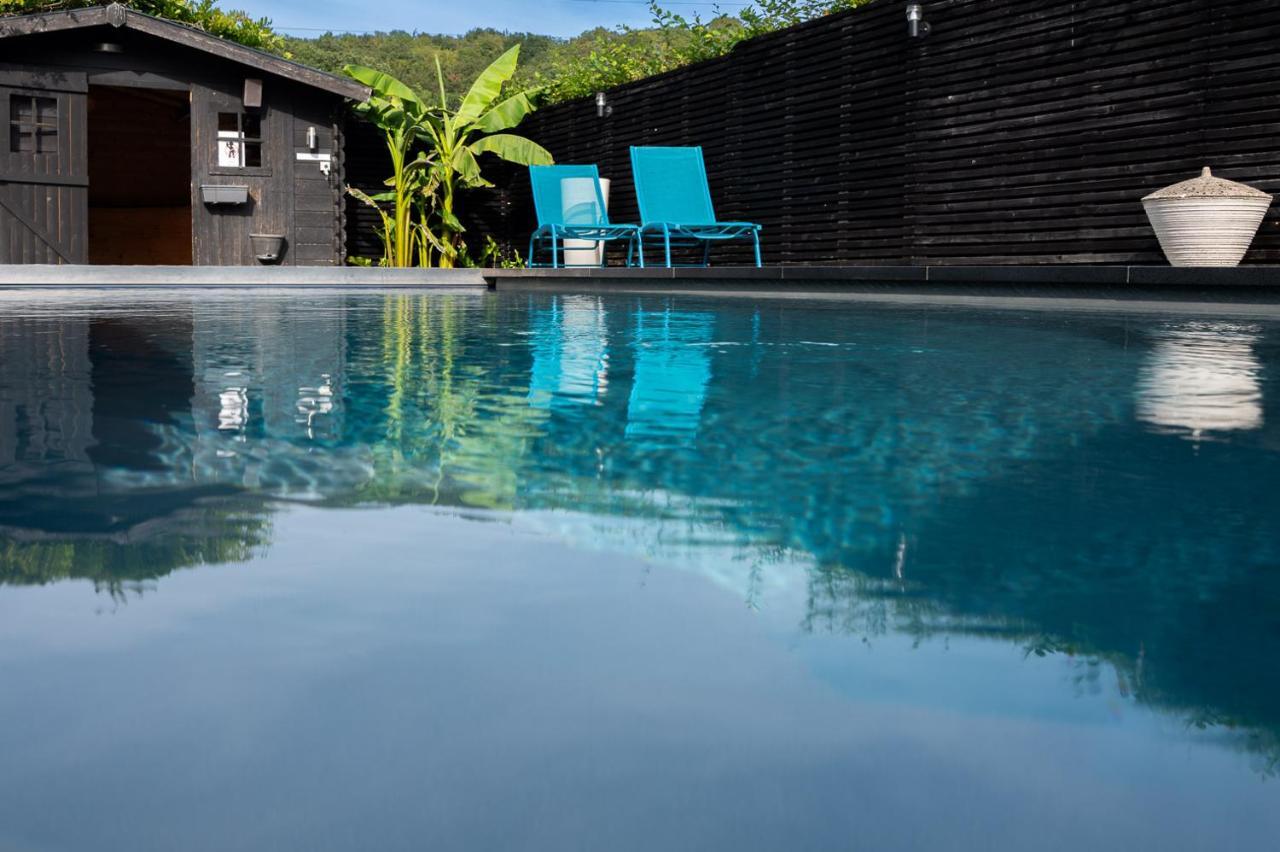 Chez Sabine Et Eric Maison Pour 6 Personnes Avec Piscine Chauffee Andenne Ngoại thất bức ảnh